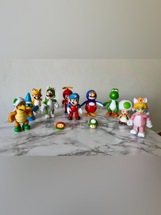 Nintendo Other - Super Mario Bros. Figure Lot